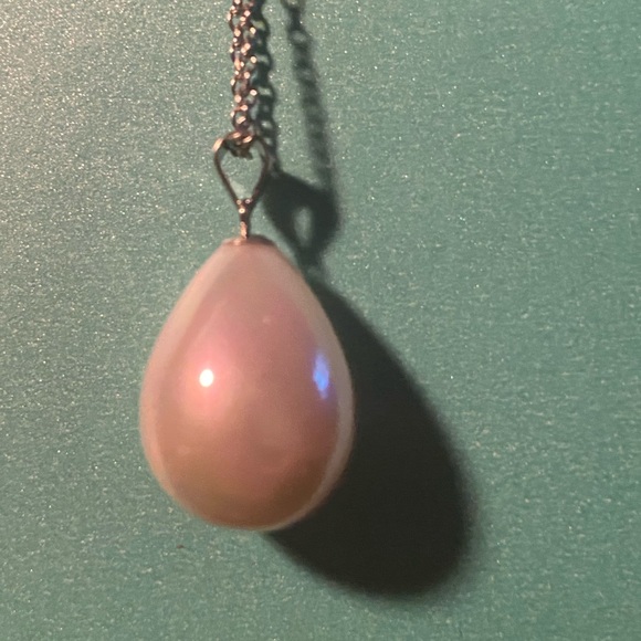 Sterling Silver necklace with white shell pearl - Picture 1 of 4